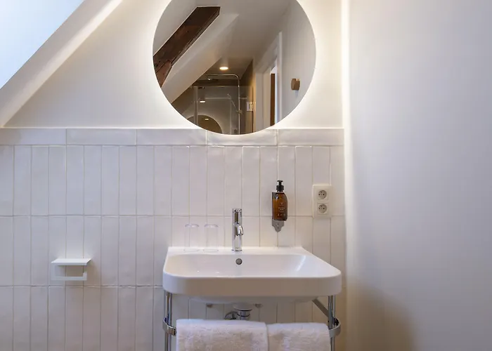 Made In Catherine Hotel 3*