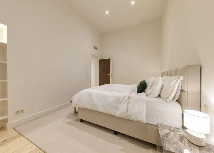 Dans L'hypercentre Appartement Brussel