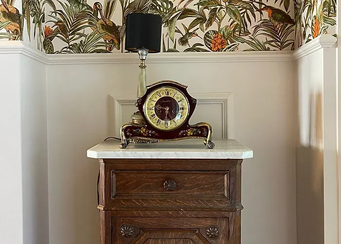 La Petite Foret Art Deco In * Брюссель