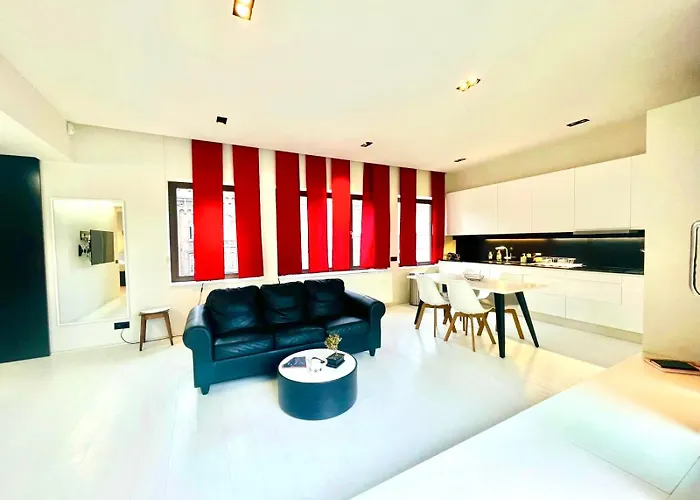 Elegant Quiet And Bright Apartment *