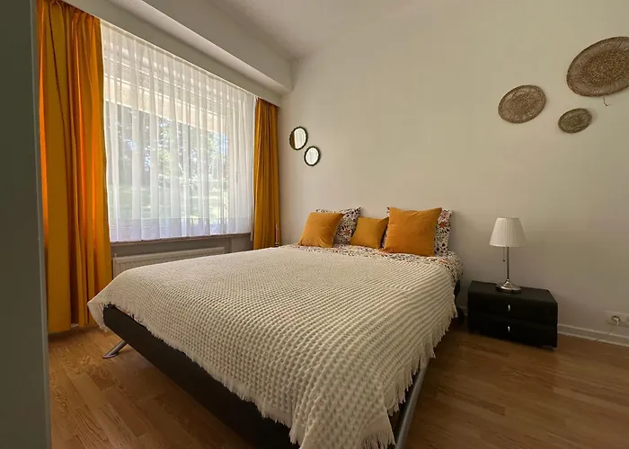 Sunflora Апартаменты Брюссель