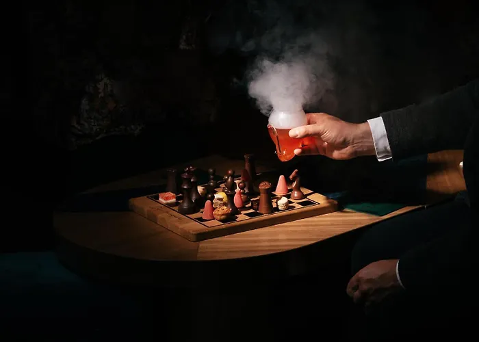 Amigo, A Rocco Otel Brüksel