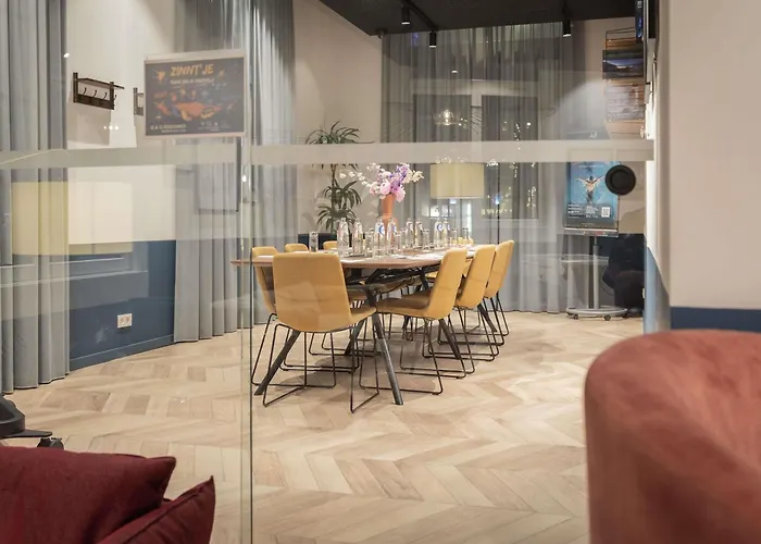 Novotel Off Grand Place 4*