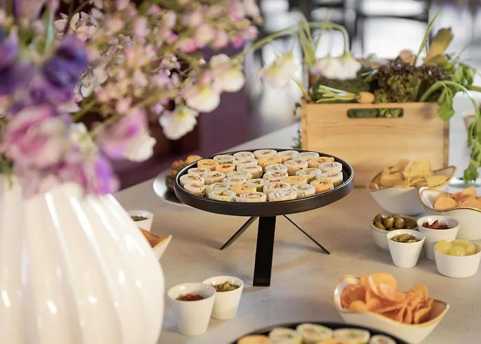 Novotel Off Grand Place Hotel 4*