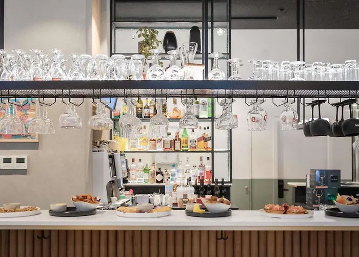 Novotel Off Grand Place מלון