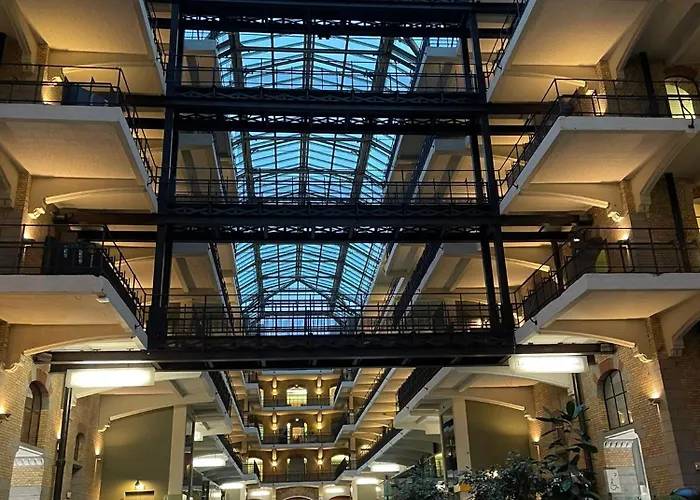 Romantics Rooms In Brussels Sky Гостевой дом