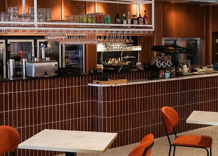 Bx Downtown - Hostel *