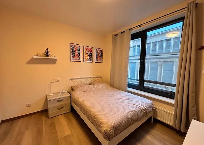 Cozy In Centrum Apartment *