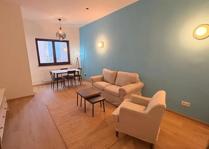 Le Goujons - New Near Midi Station *