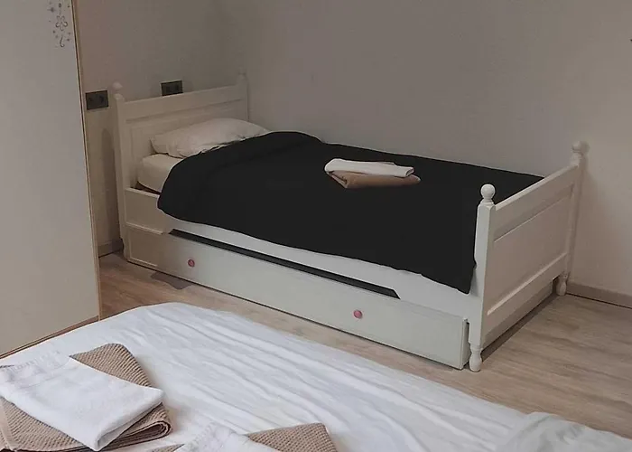 European District Thirteen