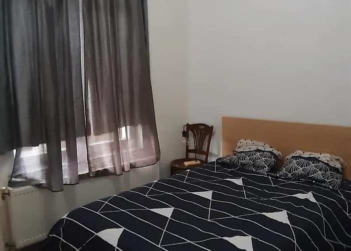 Cozy A Saint-gilles Appartement