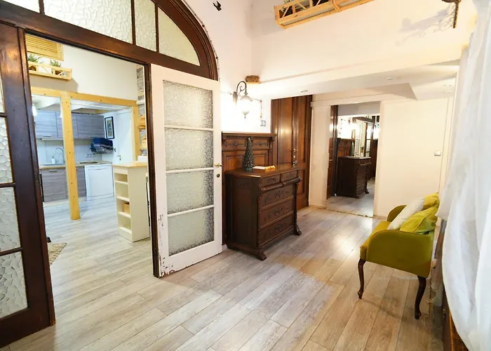 Magical Double Bedroom Duplex * Brüsszel