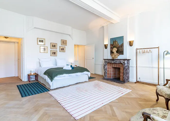 Apartment Du Sablon *