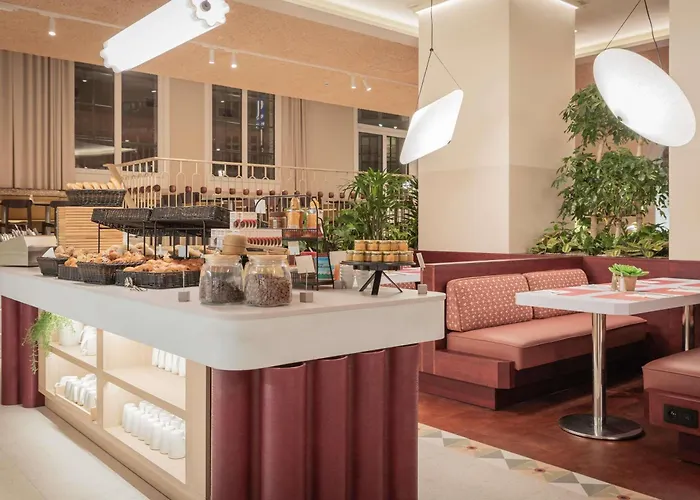 Novotel Off Grand Place מלון בריסל