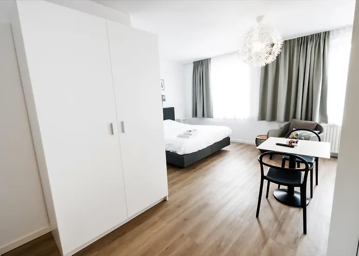 Flats Aparthotel Apartment