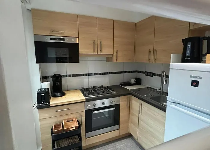 Comfortable Apartment In Brussels, 35 M², 3 Persons