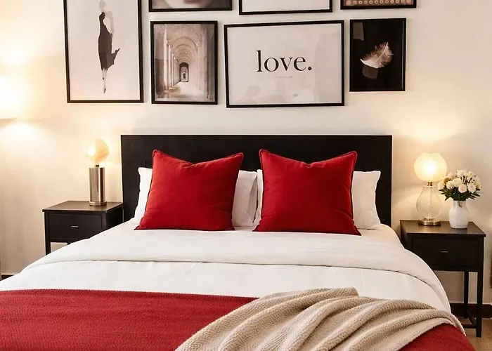 Affittacamere Euro Edens Cosy Historic In Jacuzzi, Garden, Location 3*