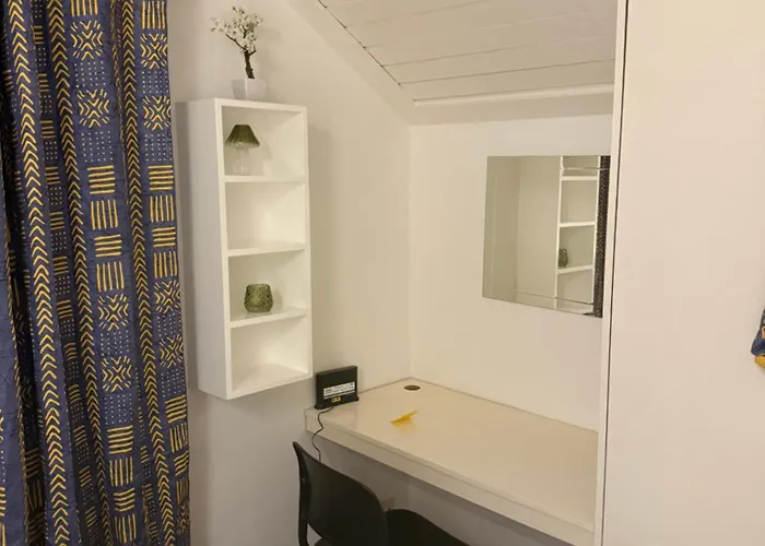 Kweni House * בריסל