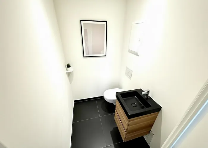 At Universite Libre De * بروكسل