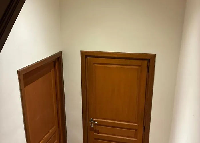 Et Dans Un Immeuble Séjour chez l'habitant