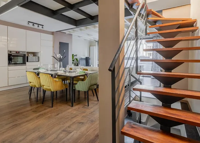 וילה Kweni House