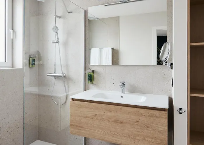 Hotel apartamentowy Georges Henri