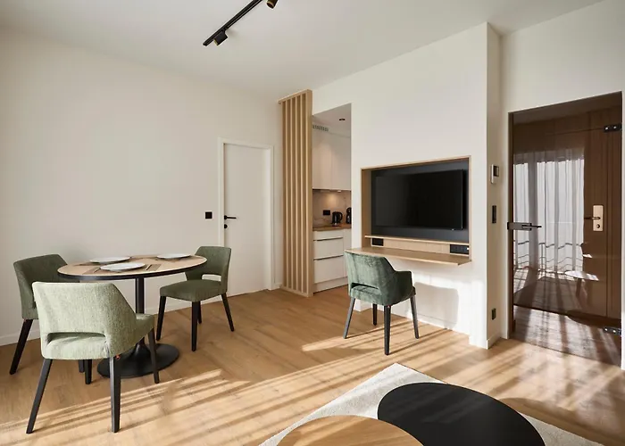 Georges Henri * Bruksela