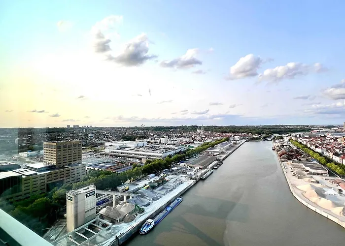 فندق مبيت وإفطار Skyline Penthouse 220 M2 Of Refined Elegance