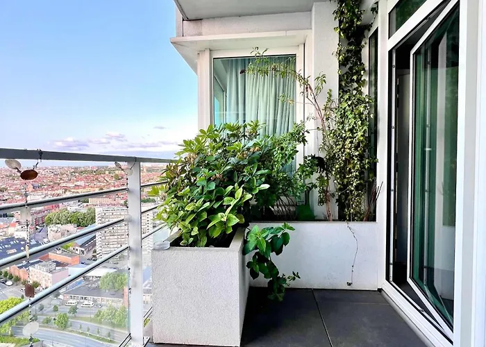 Skyline Penthouse 220 M2 Of Refined Elegance 4* بروكسل