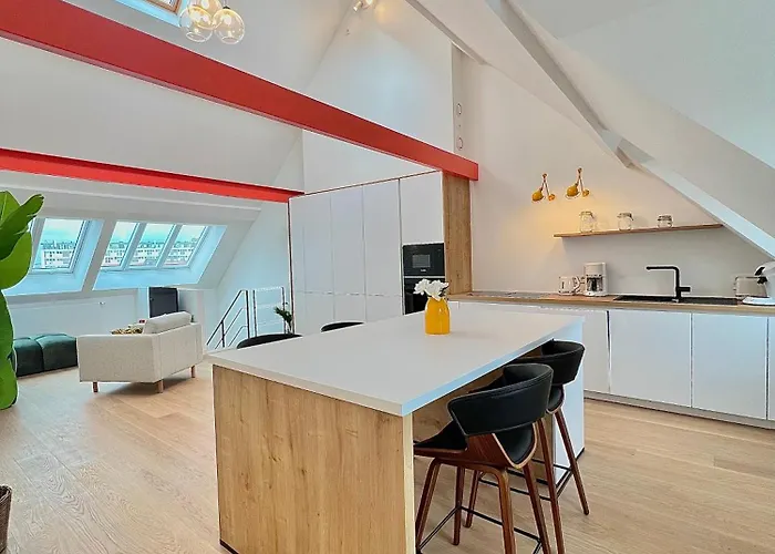 Duplex Design & Elegant Au Coeur De