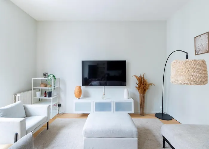 Διαμέρισμα Quiet Near European District *