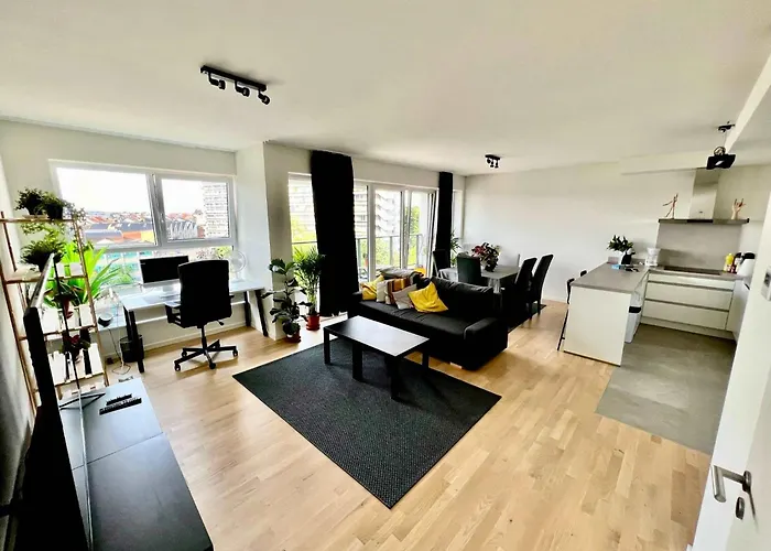 Apartment Elegant Near Atomium Ideal For Families Brussels