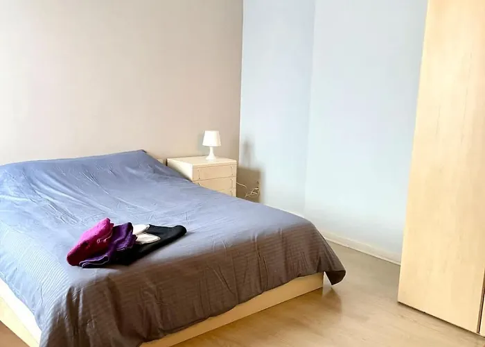 Lägenhet 3 Min To The Grand-place 6 Min To Manneken Pis & Sleeps 6 *