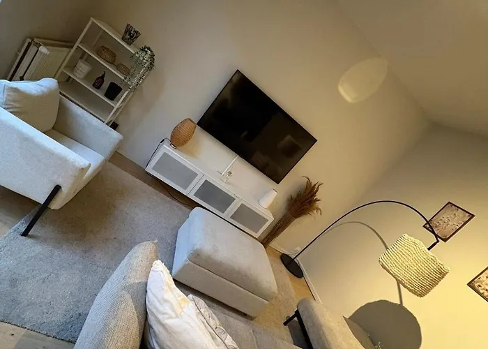 Quiet Near European District * Βρυξέλλες