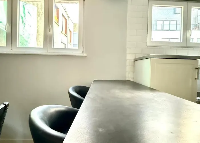 Lägenhet 3 Min To The Grand-place 6 Min To Manneken Pis & Sleeps 6