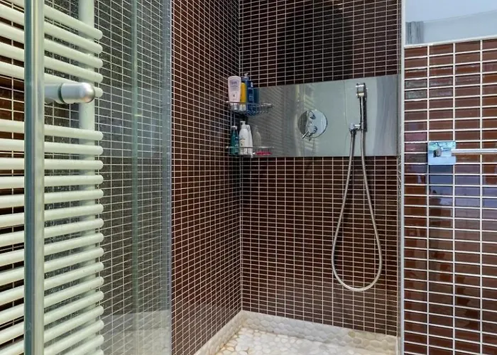 Luxury Deluxe Garden In Centre Apartmán