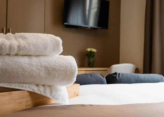 Cozy - Downtown - 2 Min From Metro - 201 *