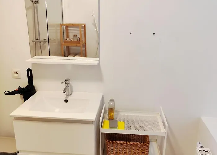 Cozy Renovated In Appartamento *