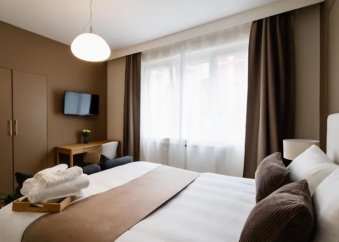 Cozy - Downtown - 2 Min From Metro - 201 Apartment *