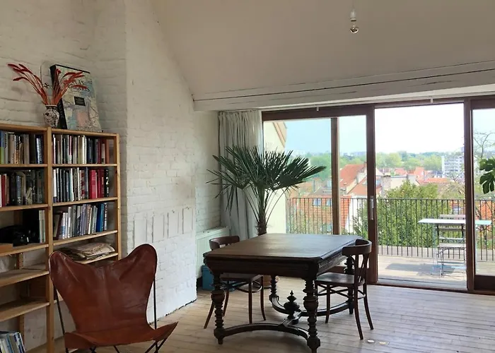 Διαμέρισμα Penthouse In A Family House Βρυξέλλες