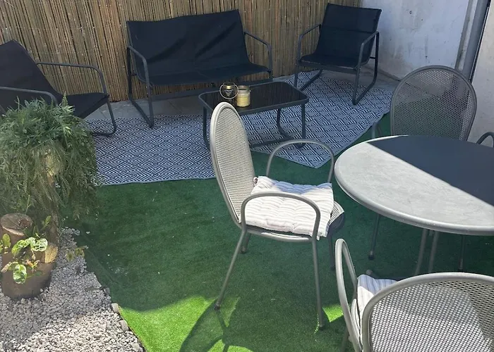 Modern In Brussels, Ground Floor Apartman *