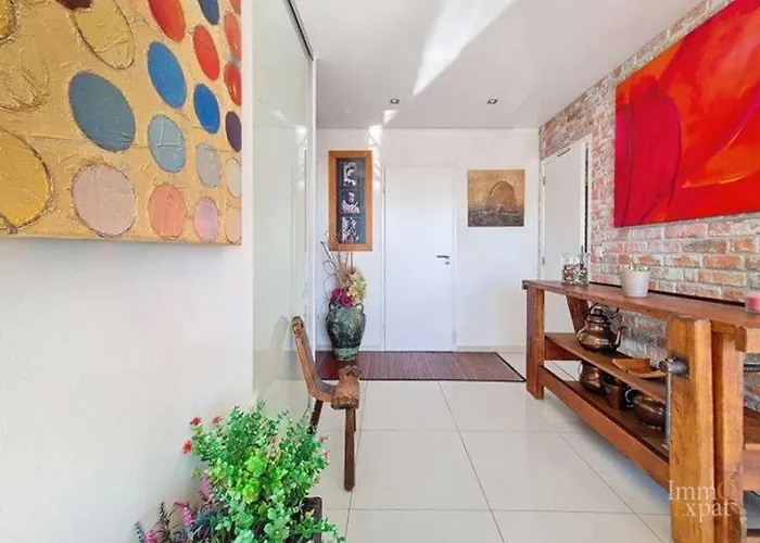 Vaste Et Somptueux A