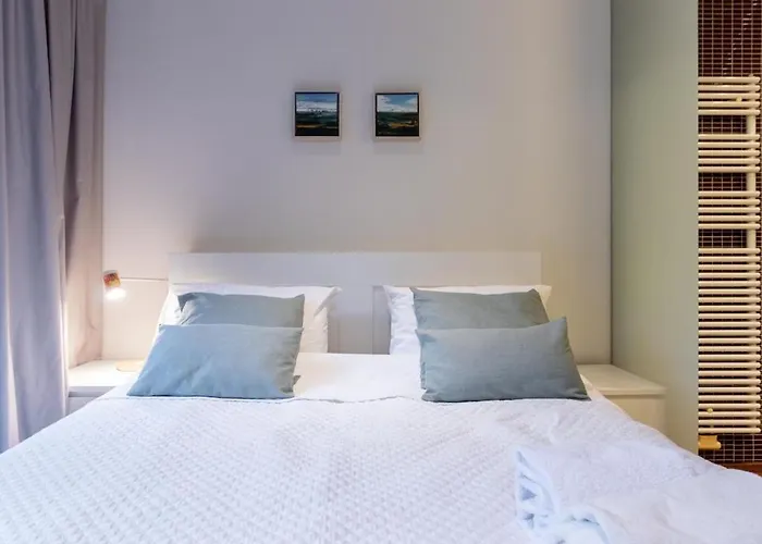 Luxury Deluxe Garden In Centre Apartmán