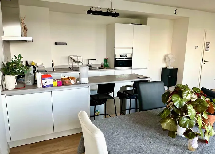 아파트 Elegant Near Atomium Ideal For Families