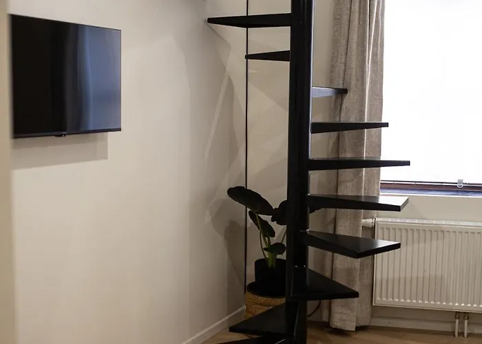 Avec Mezzanine Et Terasse Brüssel