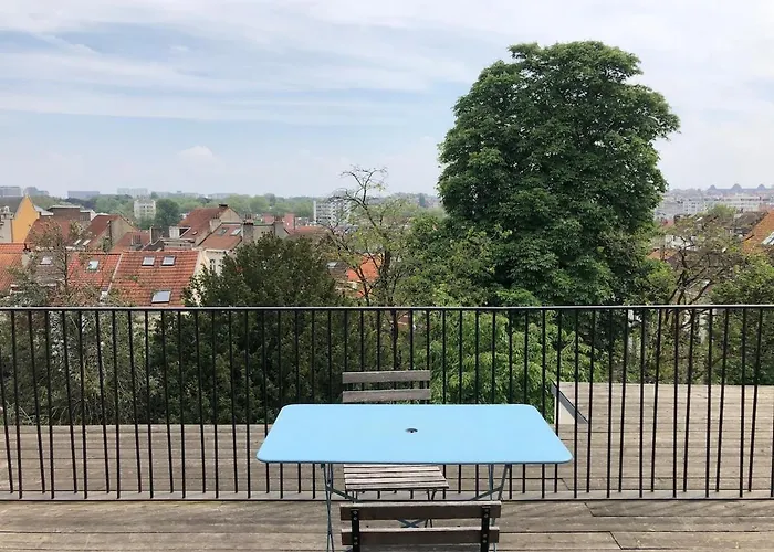 Penthouse In A Family House Βρυξέλλες