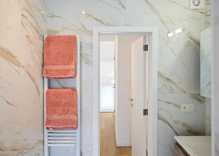 Gallery Louise 2 Brusel