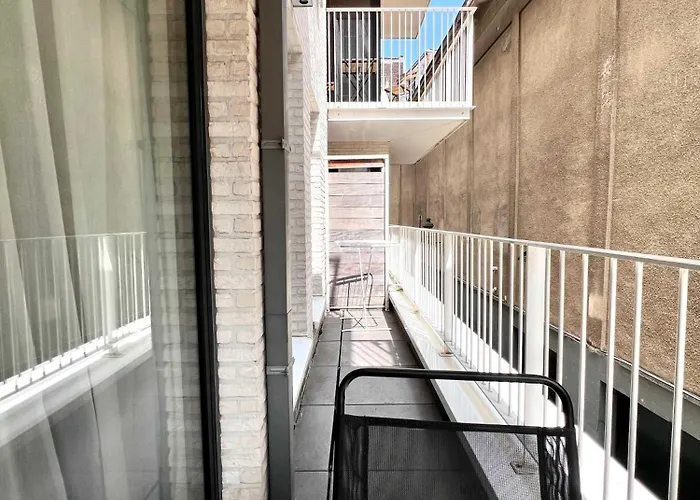 Lovely With Balcony By Grand Place For 4 布鲁塞尔