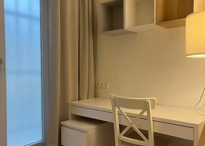 Large 3-bedroom In Bruxelas