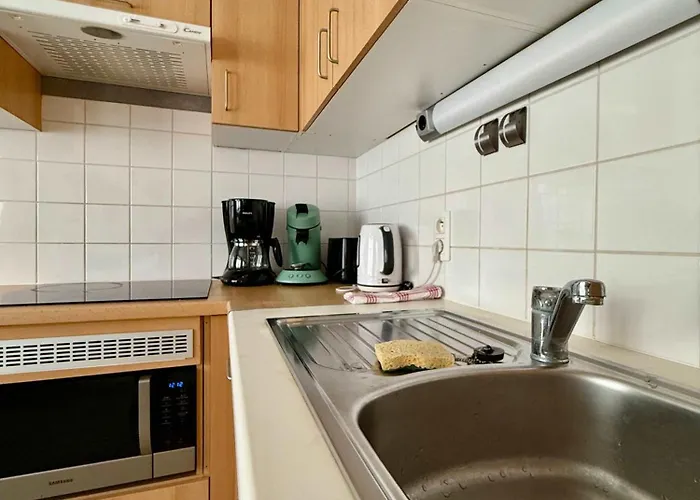 Elegant Close To The European Parliament Apartment